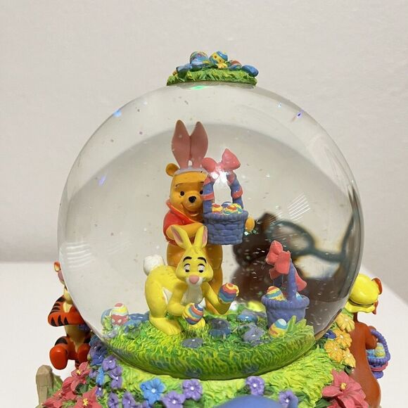 Disney Store Winnie the Pooh Musical Snow Globe Egg Hunt Easter Parade - Picture 2 of 12